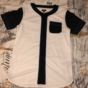 EUC Boy’s “Baseball Jersey” (XL 16)